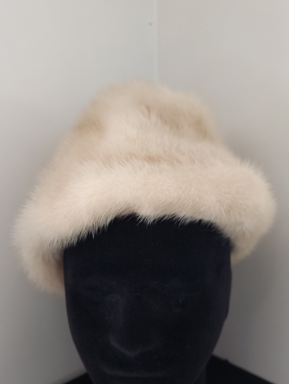 Pollacks Mink Fur Hat